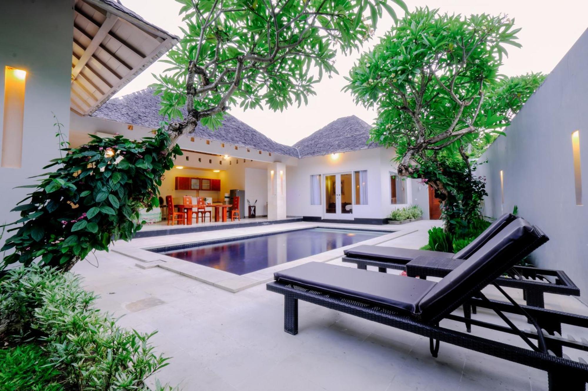 Kaisa Villas Seminyak Bagian luar foto